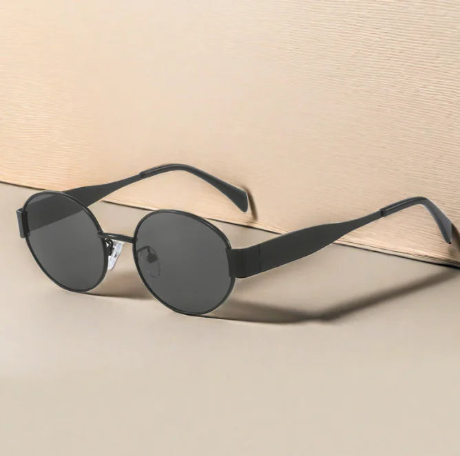 Women's Oval Metal Vintage Sunglasses