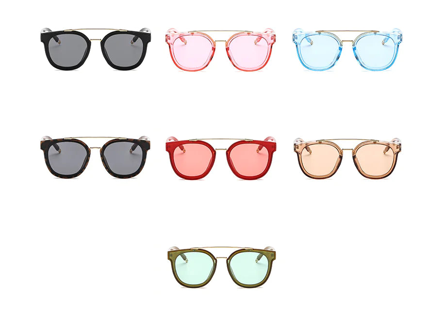 Fashionable Women's Oversized Sunglasses 2020 Trend