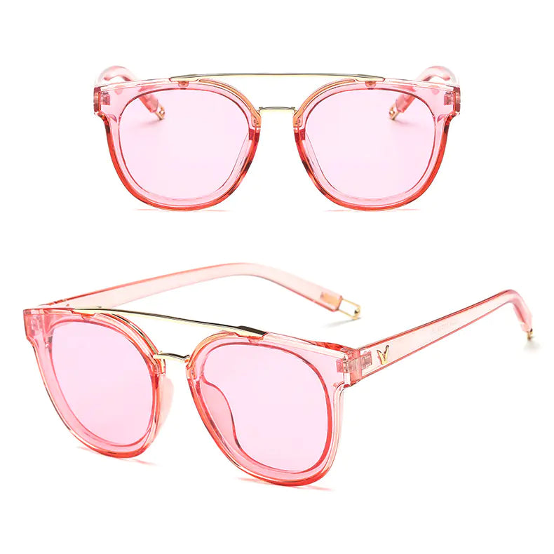 Fashionable Women's Oversized Sunglasses 2020 Trend