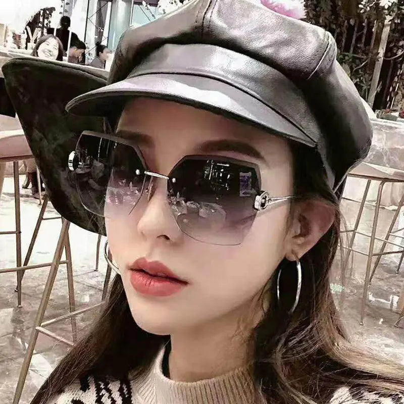 Trendy Metal Edge Frameless Women's Sunglasses