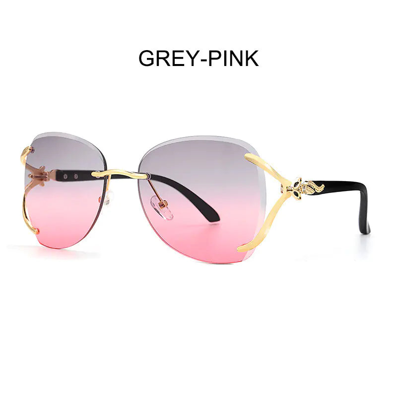 Fashionable Women's Sunglasses with Metal Design and Diamonds