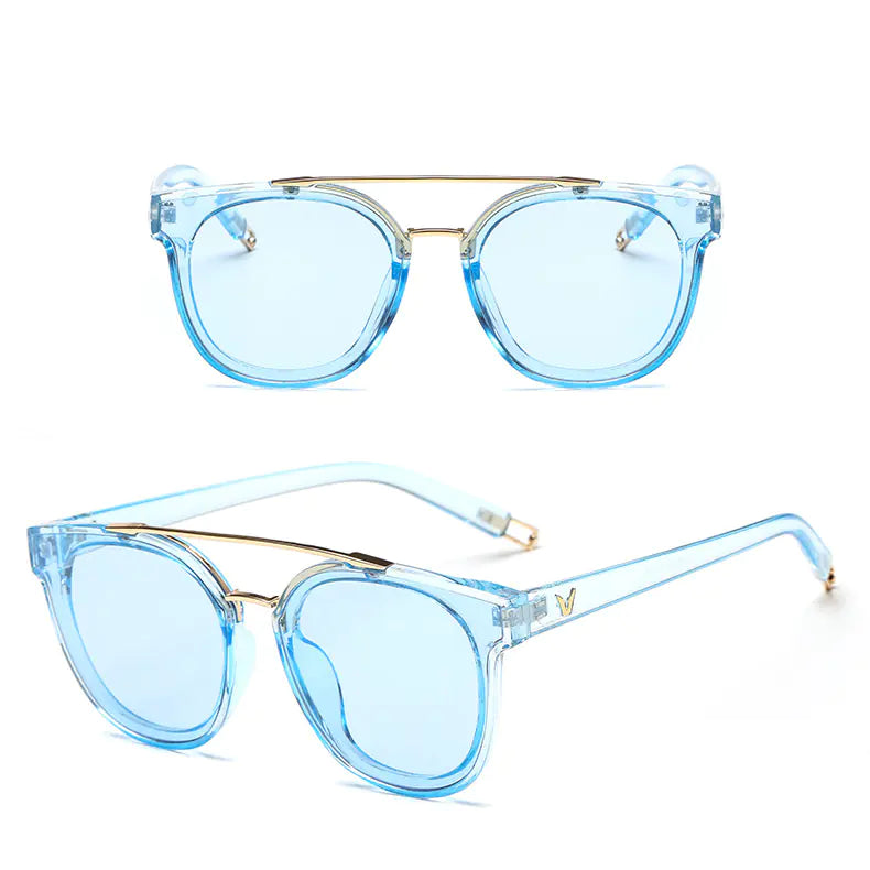 Fashionable Women's Oversized Sunglasses 2020 Trend